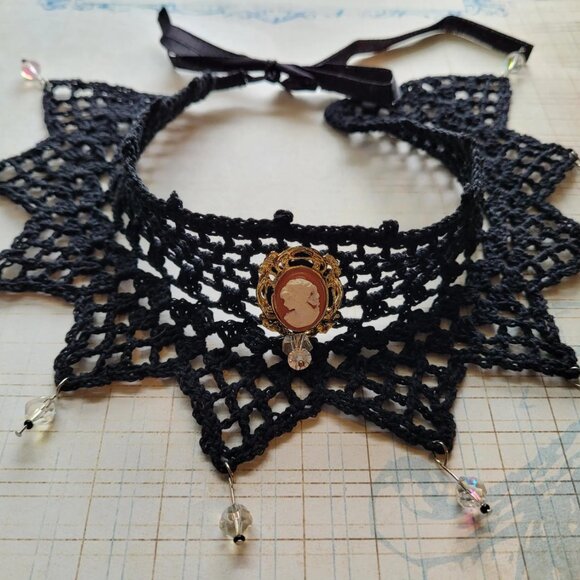 Repurposed Vintage Jewelry Cameo on Hand Crafted Crochet Boho / Goth Choker Neck - Picture 3 of 4